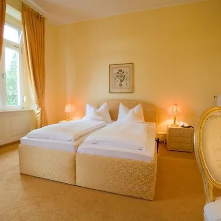 فندق Romerbad 4*